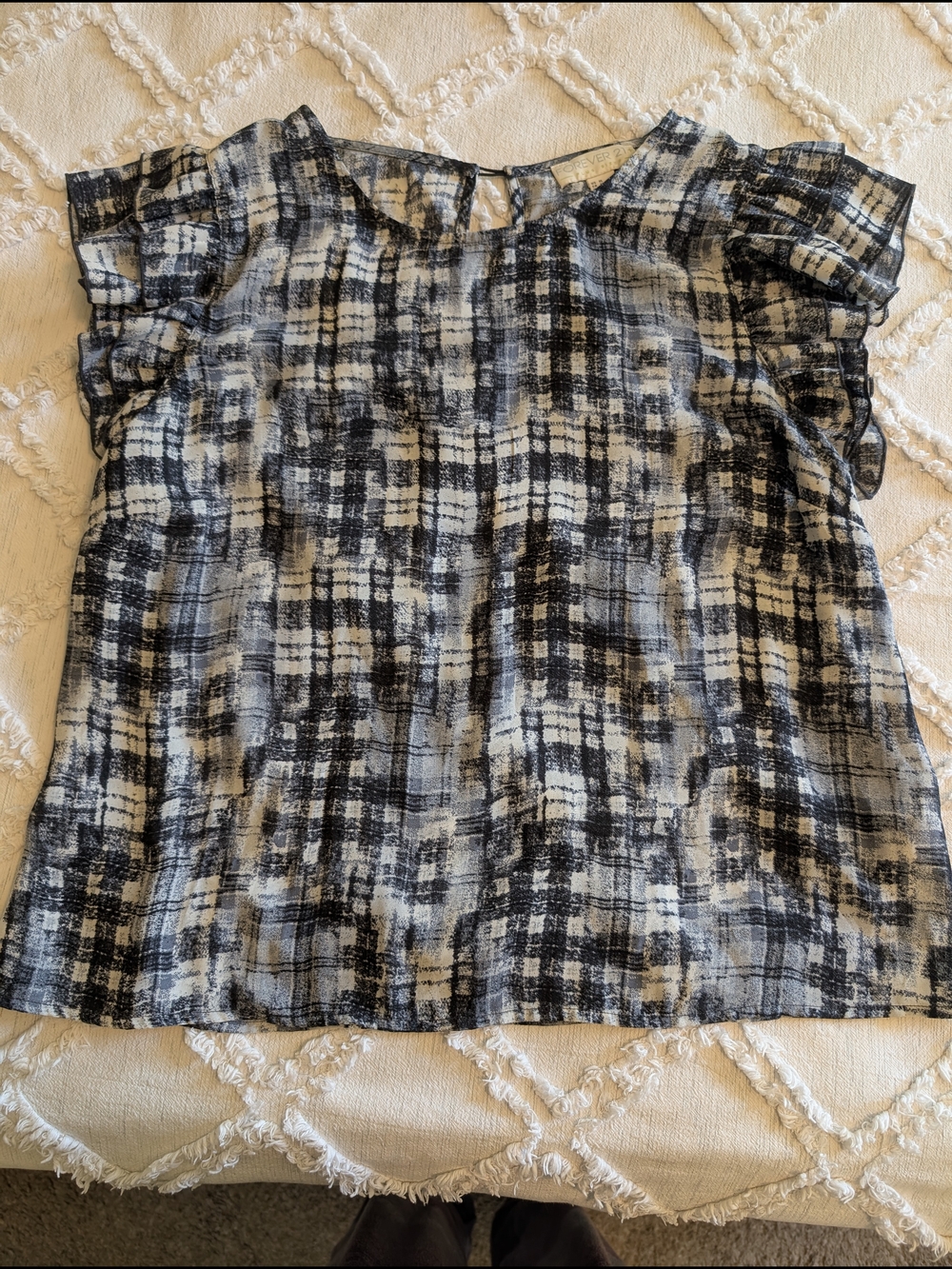 Forever 21 Women's Black, Blue  & Cream Plaid Flutter Sleeve Top